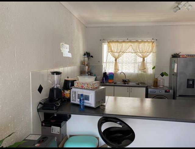 1 BEDROOM FLAT FOR SALE IN RENSBURG